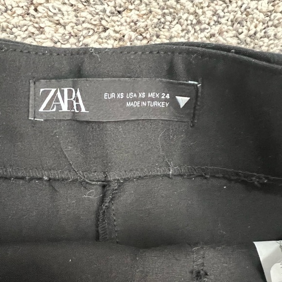 Zara short worn once - Picture 3 of 3
